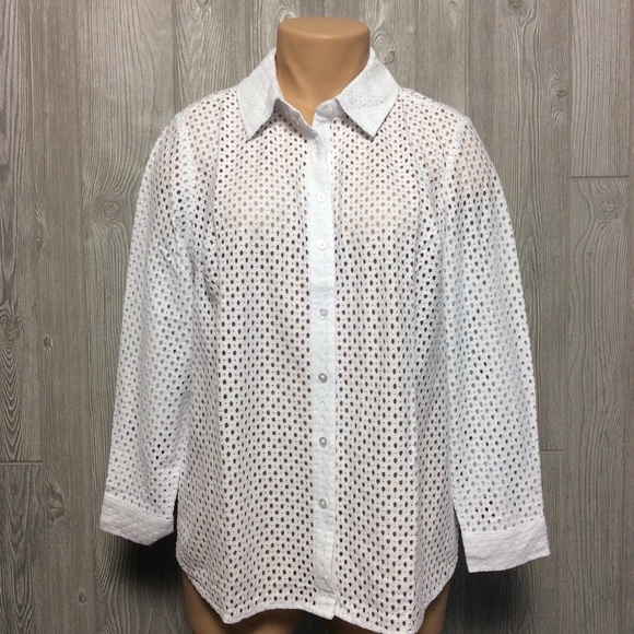 d&co Tops - D & Co White Net Button Down Blouse PLUS SIZE 1X